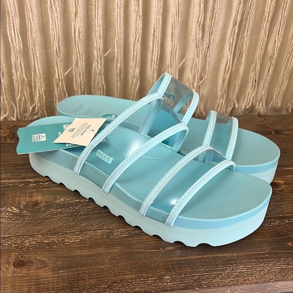 Reef Vista Hi-Energy Platform Sandals Light Blue Women’s Size 10 - Picture 1 of 8